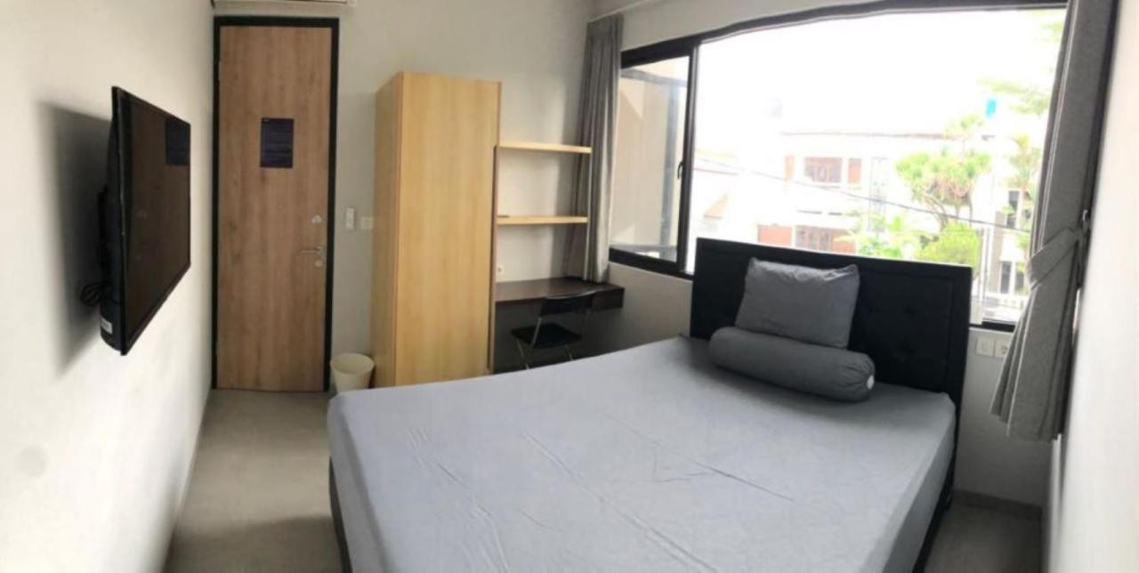 Hotel Cozy Puri à Jakarta Extérieur photo